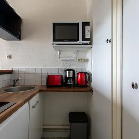 Spacieux Studio Cabine-Parking Gratuit-Clim-Proche Centre & Mer-Vue Port Lgm La Grande-Motte Exterior photo
